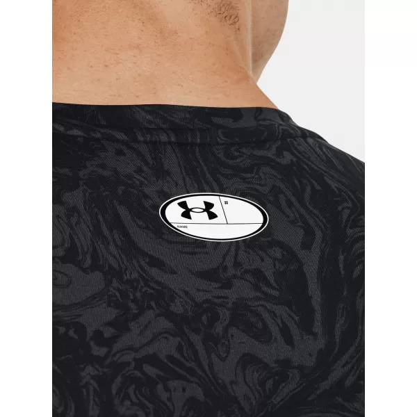  Moška majica s kratkimi rokavi UNDER ARMOUR UA HG ARMOUR COMP PRINT SS 1370324-001 ČRNA 
