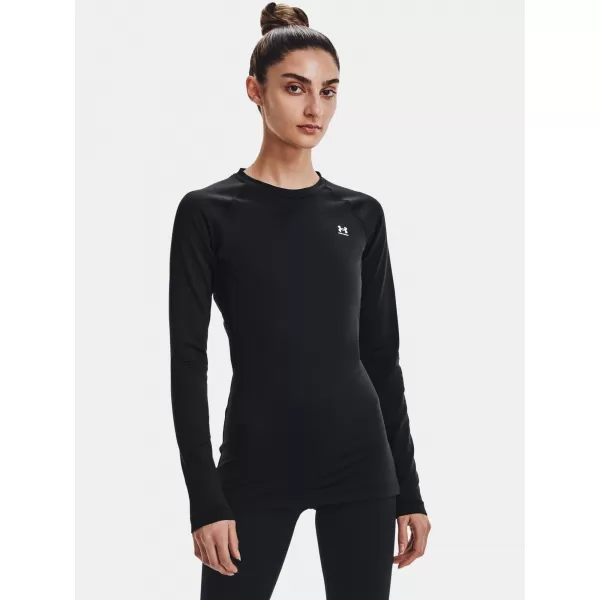 Ženska majica s kratkimi rokavi UNDER ARMOUR AUTHENTICS CREW 1368701-001 ČRNA 