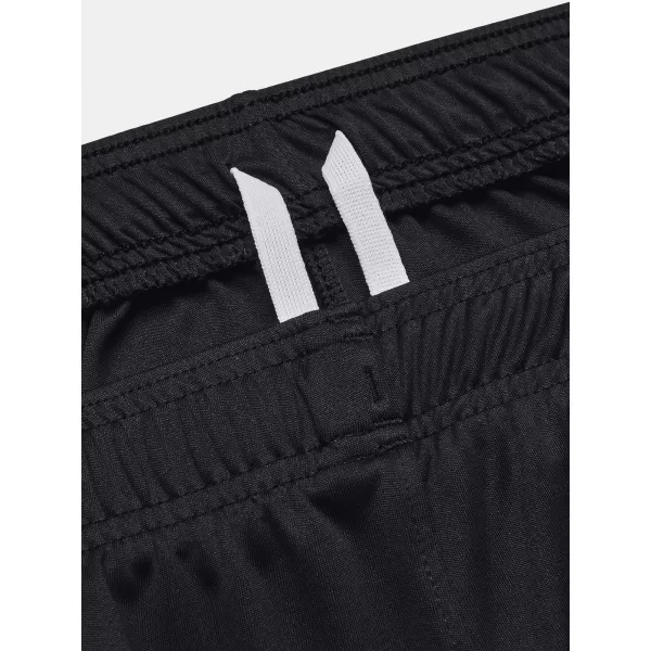  Moške kratke hlače UNDER ARMOUR CHALLENGER CORE SHORT 1372691-001 ČRNA 