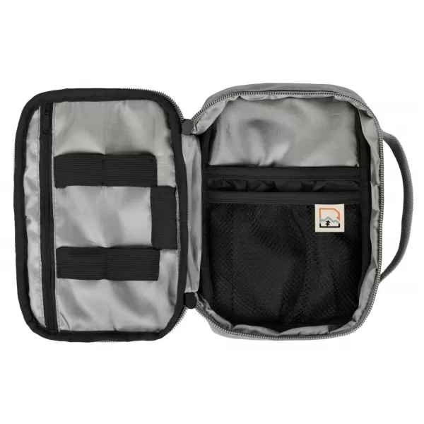  Ohišje HANNAH TRAVEL CASE SREBRNI ŽAJBELJ 