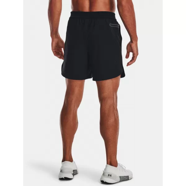  Moške kratke hlače UNDER ARMOUR UA PEAK WOVEN SHORTS 1376782-001 ČRNA 