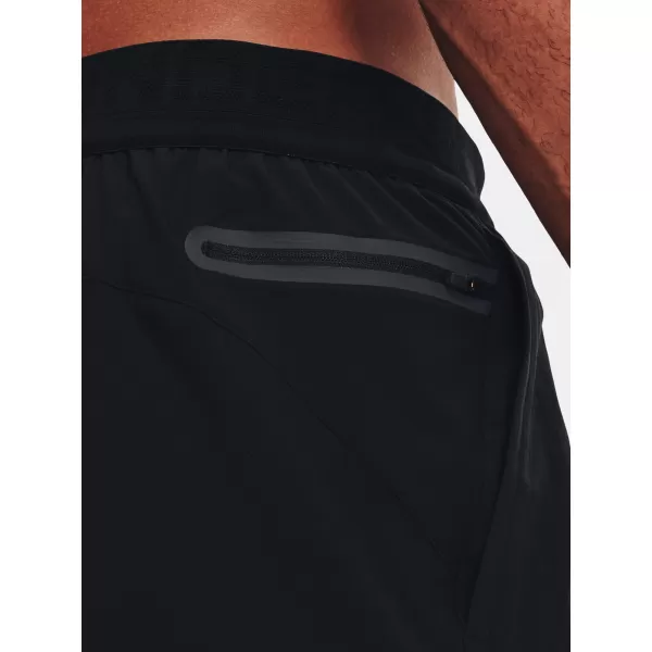  Moške kratke hlače UNDER ARMOUR UA PEAK WOVEN SHORTS 1376782-001 ČRNA 