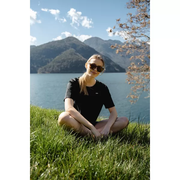  Ženski kratki top NORDBLANC CROPTOP NBSLT7819 ČRNA 