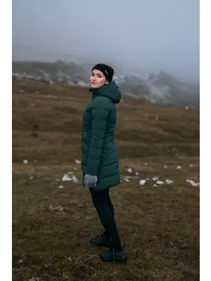 Ženski zimski plašč NORDBLANC MOMENTS NBWJL8076 TEMNO ZELENA