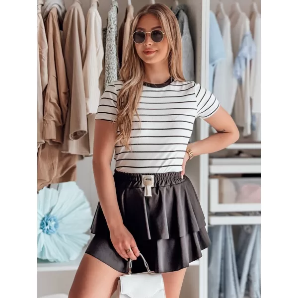  Žensko krilo DSTREET FALBELA CY0494 ČRN 