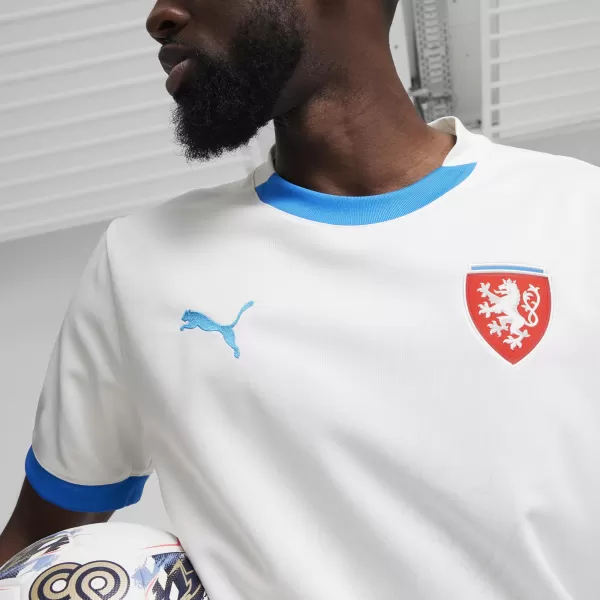  Nogometni dres PUMA FACR AWAY JERSEY REPLICA 774128_02 PUMA BELA/VŽIGALNA MODRA 
