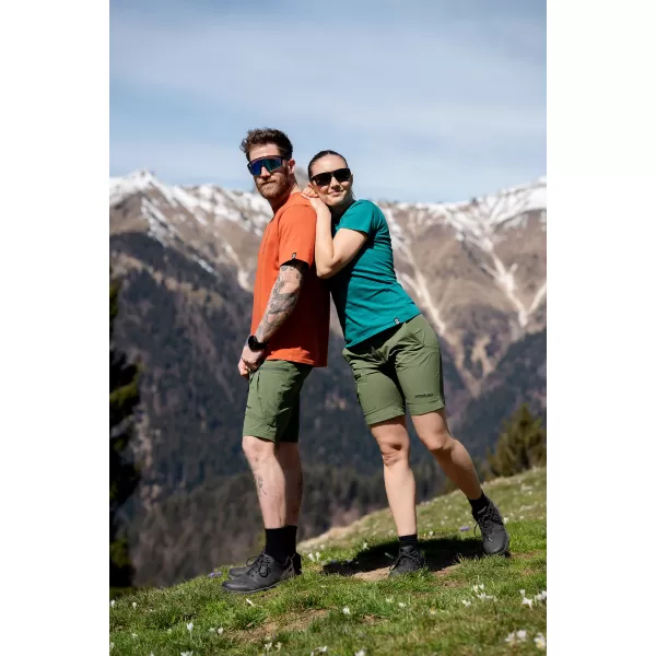  Ženske kratke hlače za prosti čas NORDBLANC HUES NBSPL8194 ZELENI DAN 