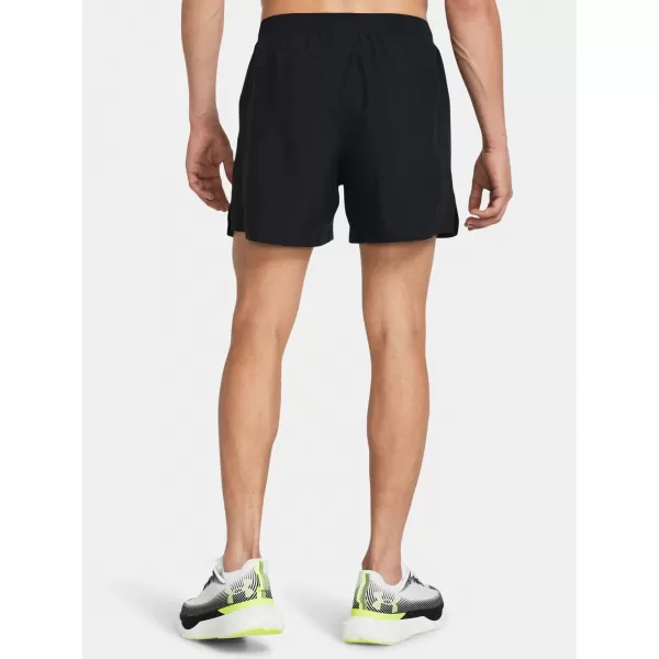  Moške kratke hlače UNDER ARMOUR LAUNCH 5 SHORTS 1382617-001 ČRNA 
