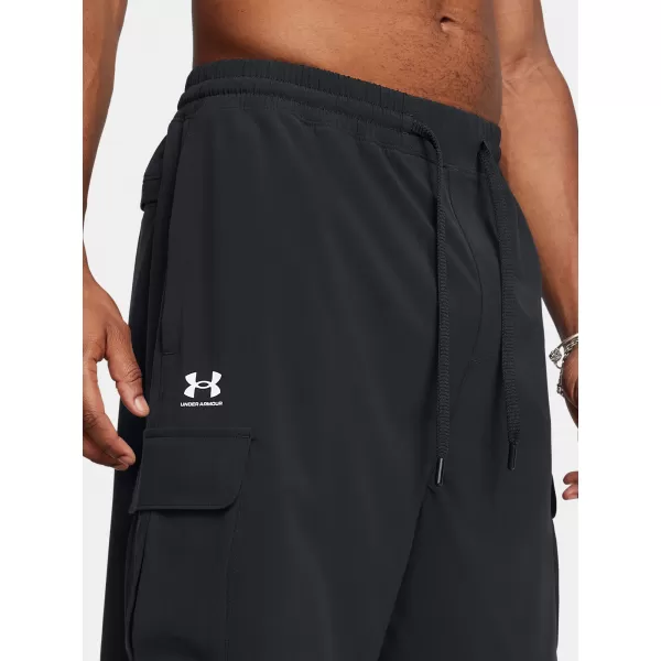  Moške kratke hlače UNDER ARMOUR VIBE WOVEN CARGO SHORT 1386560-001 ČRNA 