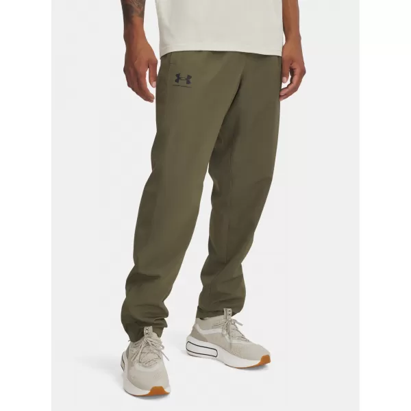  Moške športne hlače UNDER ARMOUR RIVAL WVN WINDBREAKER PN 1390150-390 ZELENA 