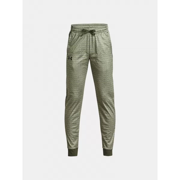  Fantovske športne hlače UNDER ARMOUR PENNANT 2.0 NOVELTY P 1373498-390 ZELENA 