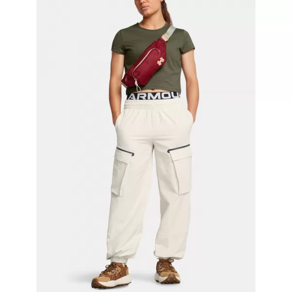  Ženske športne hlače UNDER ARMOUR UNSTOPPABLE CARGO PANT 1386481-110 BELA 