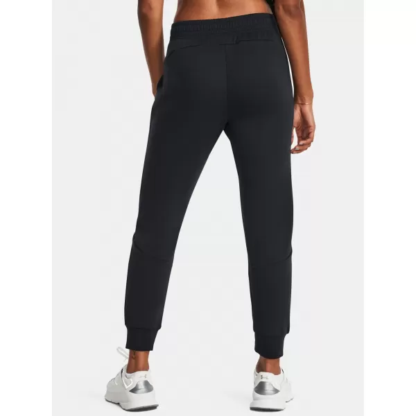  Ženske trenirke UNDER ARMOUR UNSTOPPABLE FLC JOGGER 1379846-001 ČRNA 