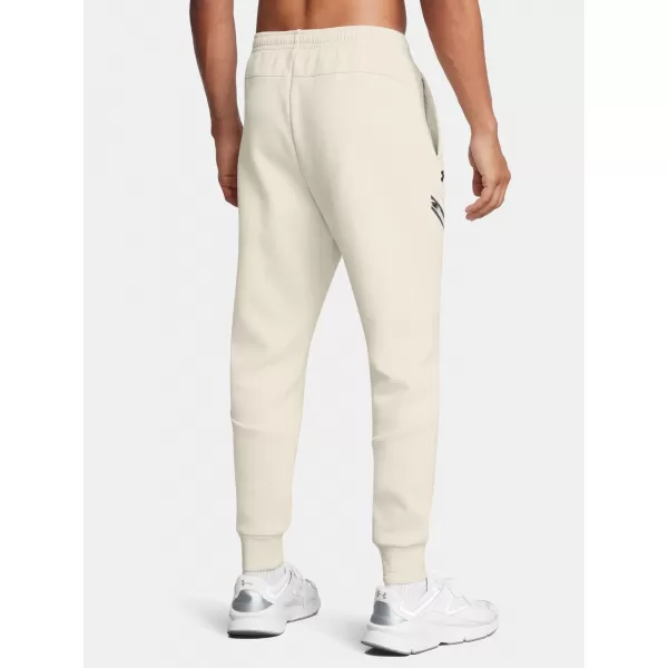  Moške trenirke UNDER ARMOUR UNSTOPPABLE FLC JGR EU 1389353-110 BELA 