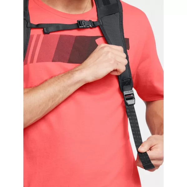  Nahrbtnik UNDER ARMOUR HUSTLE 6.0 PRO BP 1384671-001 ČRNA 