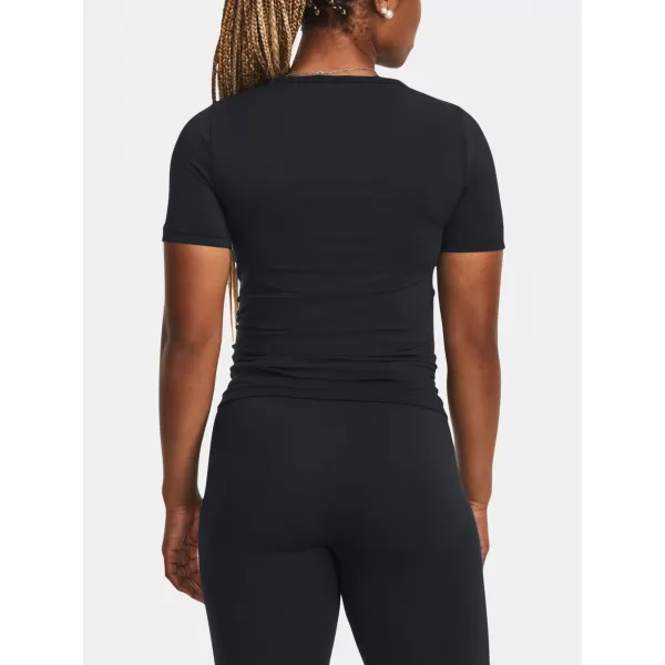  Ženska majica s kratkimi rokavi UNDER ARMOUR TRAIN SEAMLESS SS 1379149-001 ČRNA 