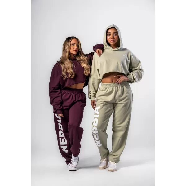  Ohlapne baggy trenirke BOYFRIEND STYLE 432 SVETLO ZELENA Nebbia 